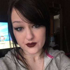 Meet your Posher, Cassandra